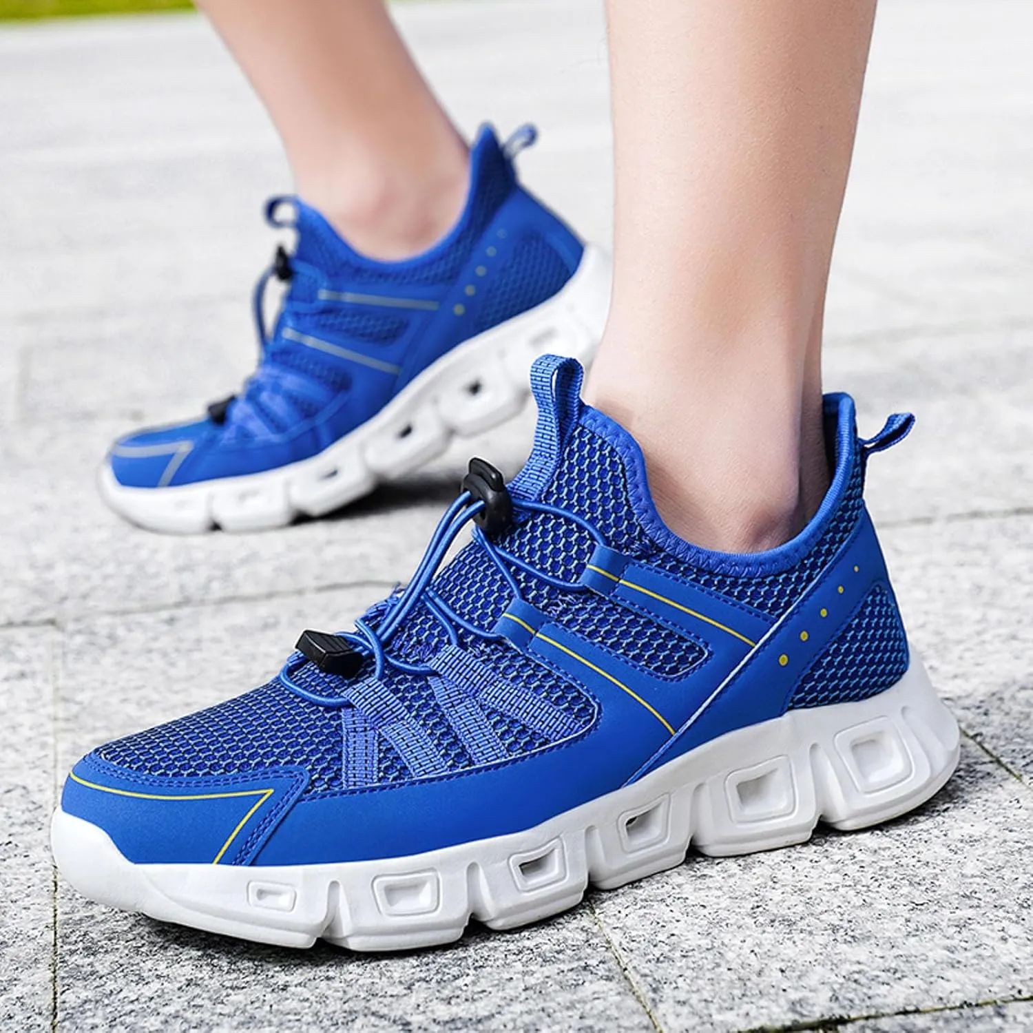 Athletic Fashion Sneakers for Men Breathable Elastic Fly Woven Mesh Sneaker Men's Lightweight Cushion Sneakers