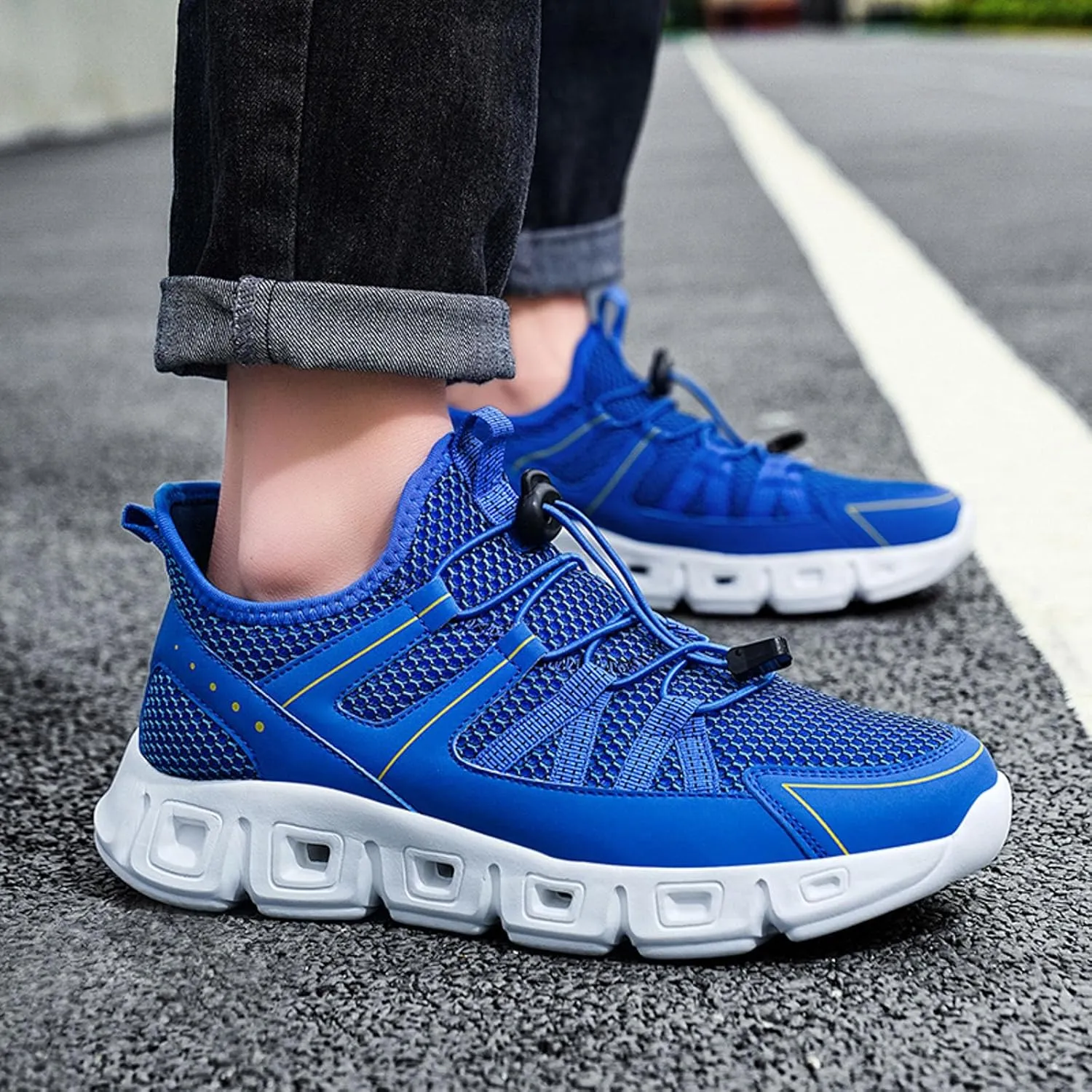 Athletic Fashion Sneakers for Men Breathable Elastic Fly Woven Mesh Sneaker Men's Lightweight Cushion Sneakers