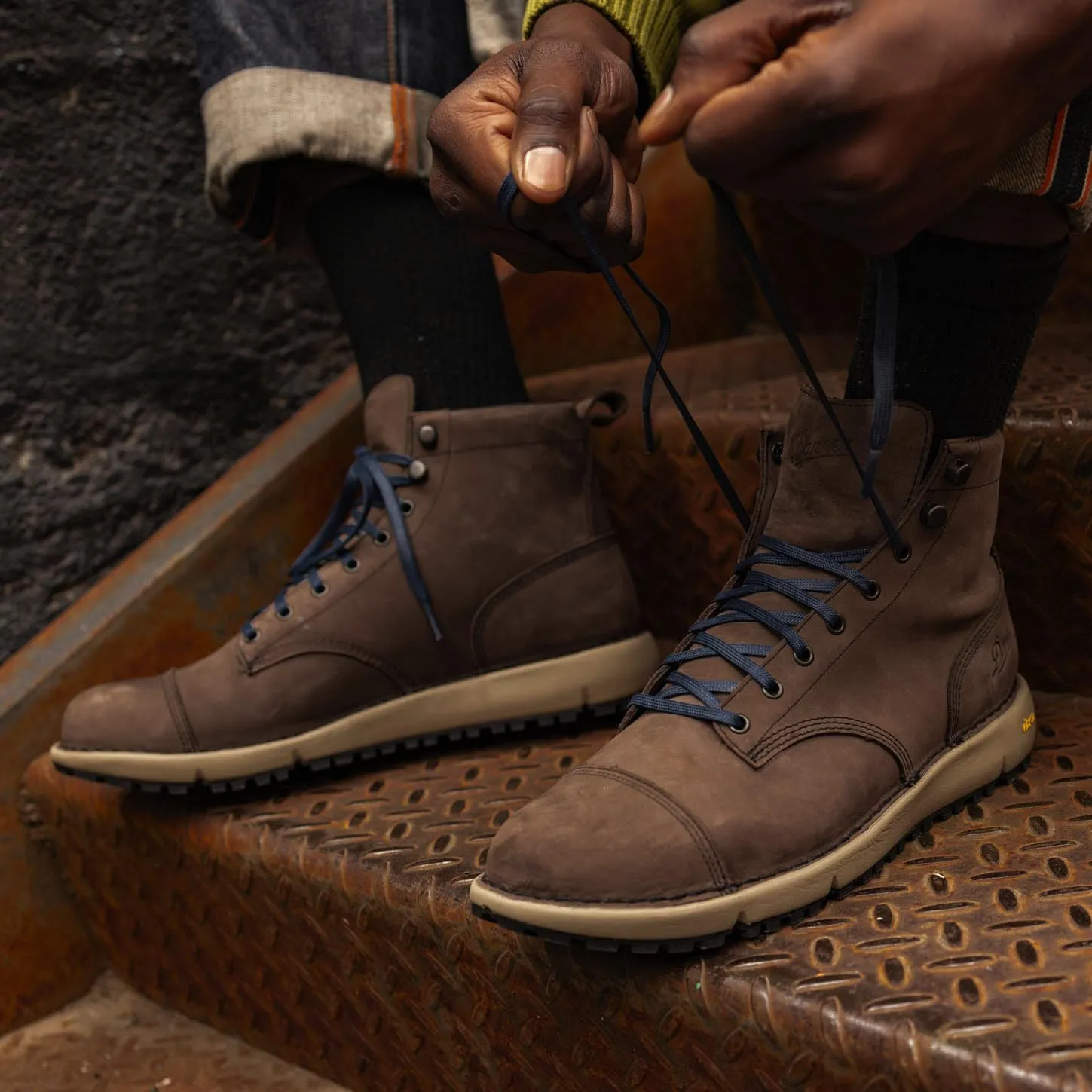 Danner Logger 917 6" Waterproof Hiking Boots for Men - Full-Grain Leather with Breathable Gore-Tex, Vibram SPE Midsole, and 917 Traction Outsole