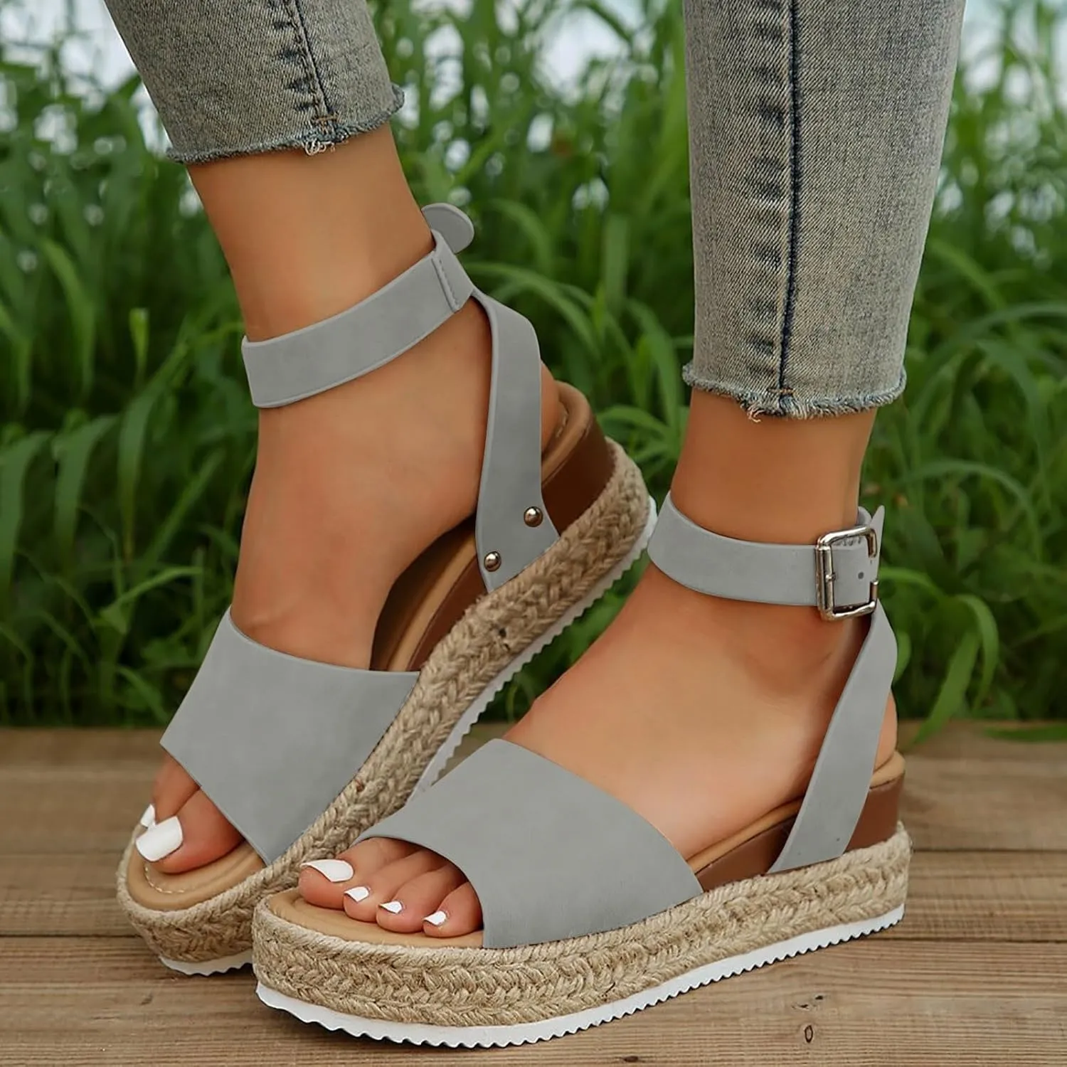 Eduavar Platform Sandals Women, Womens Sandals Elegant Buckle Ankle Strap Comfortable Espadrilles Platform Casual Sandals