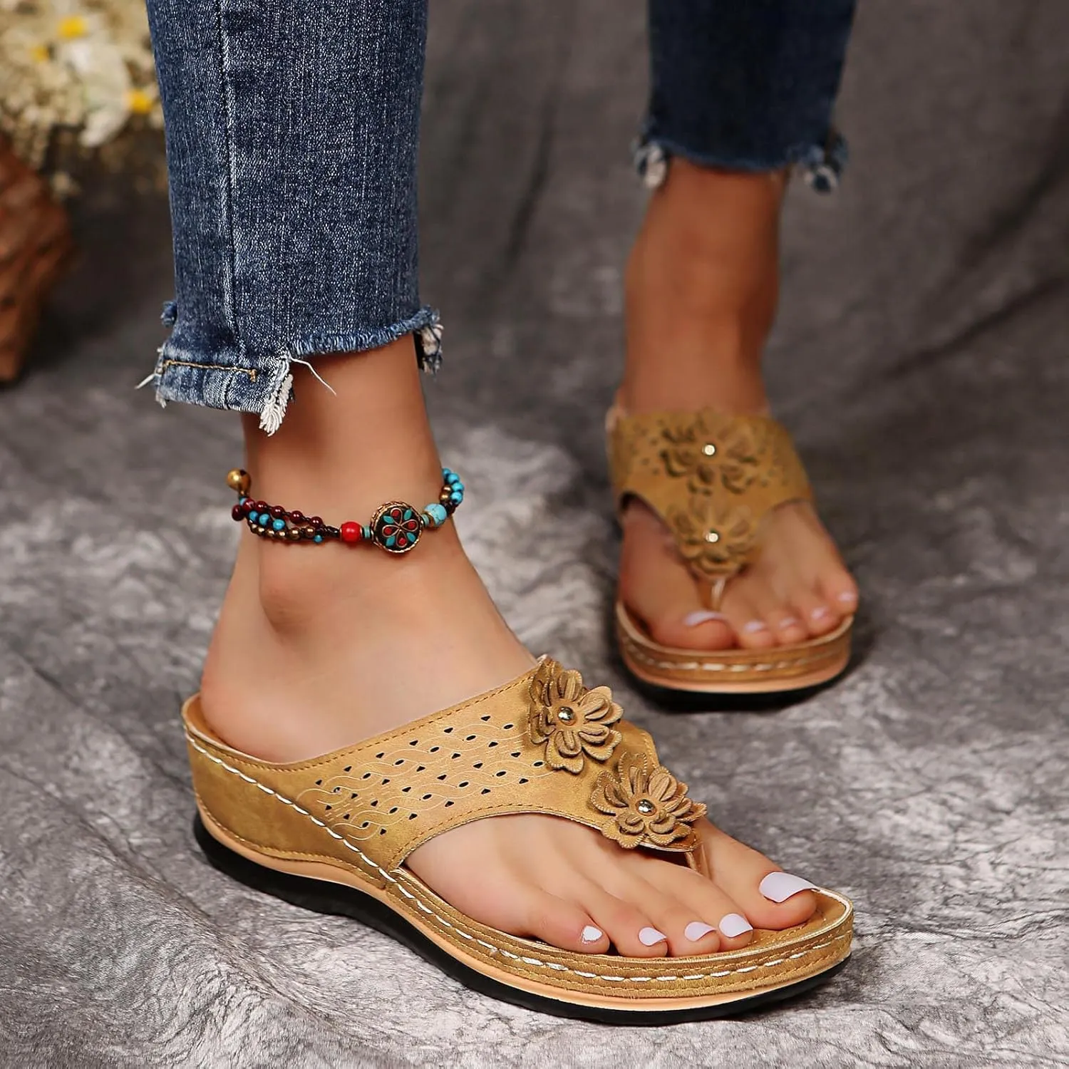 Eduavar Summer Sandals for Women 2023, Sandals Women Dressy Summer Breathable Flip Flops Summer Beach Sandals Slippers