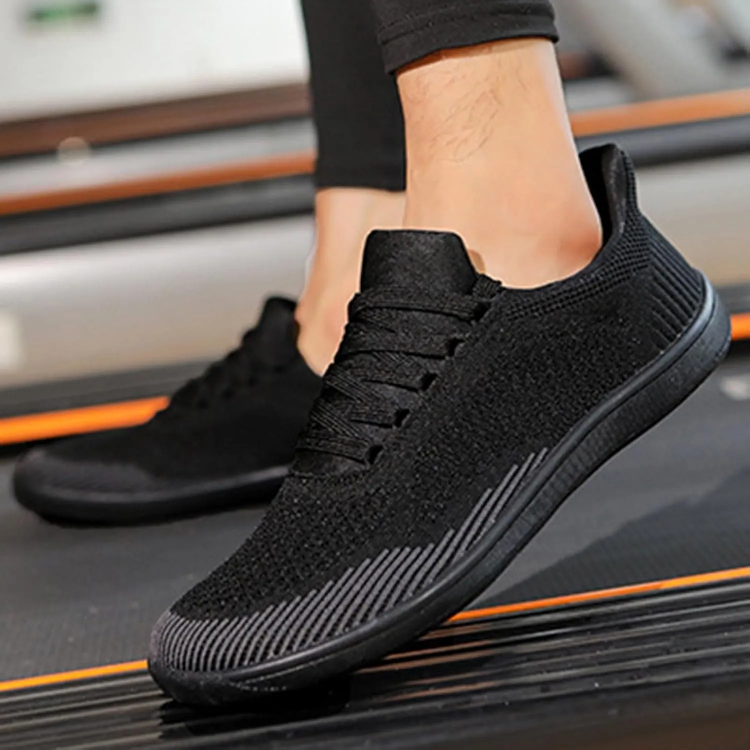 Fashion Sneakers for Men Lace-up Mesh Flat Bottom Soft Walking Running Shoes Comfortable Tennis Shoes Non Slip Casual Daily Wear Mens Sneakers