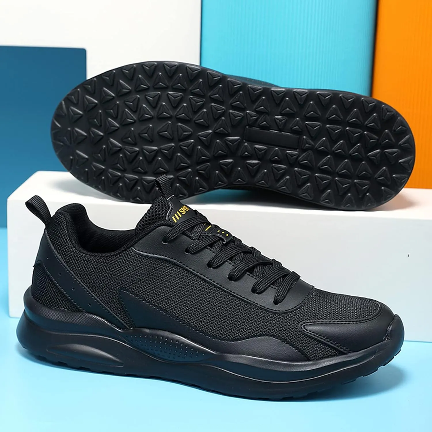 Men Sports Shoes Fashionable Simple and Solid Color The New Pattern Summer Mesh Breathable Sneaker Boots Mens