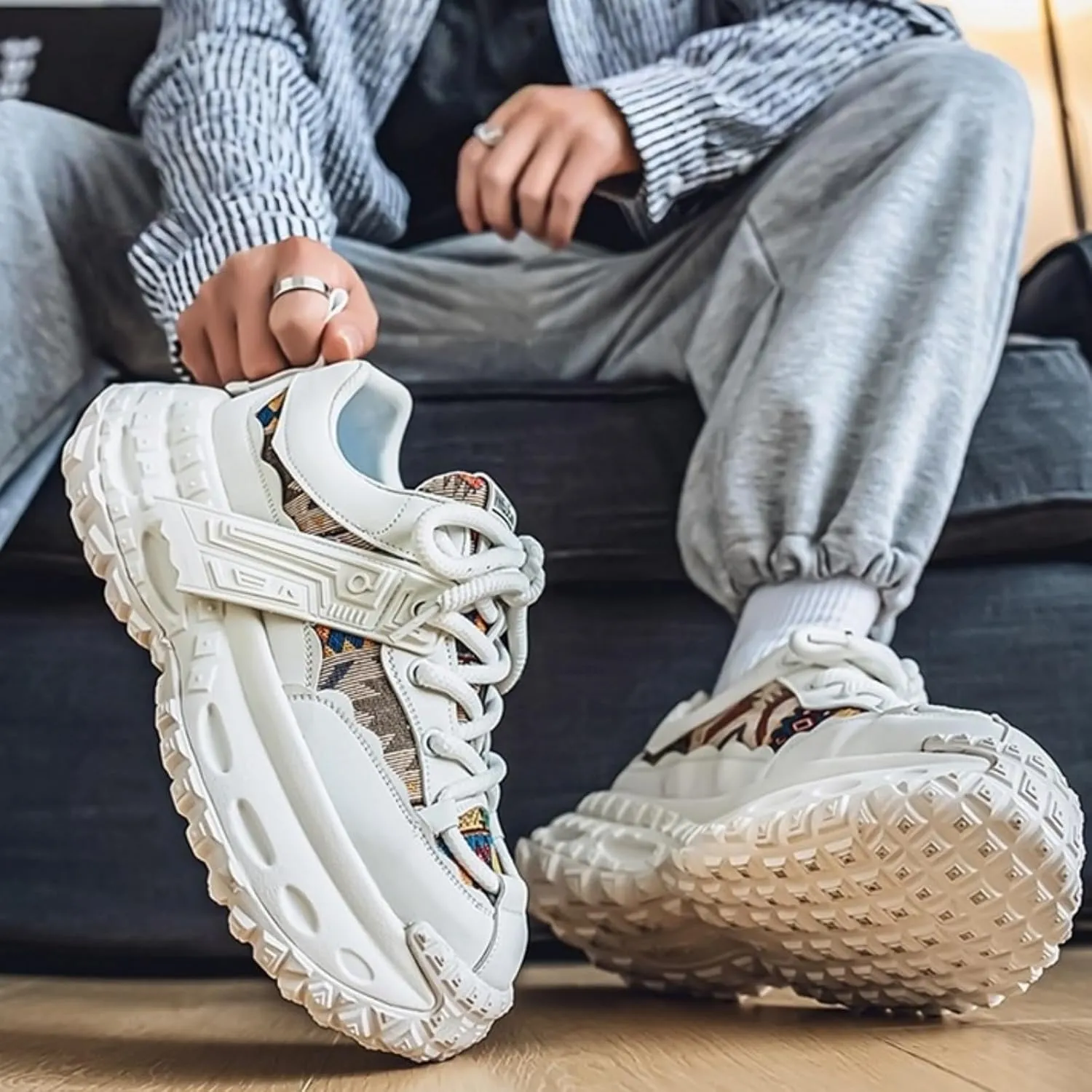 Men's Fashion Leather Lace Up Platform Sneakers Casual Round Toe Low Top Walking Running Sport Shoes for Daily Commutes