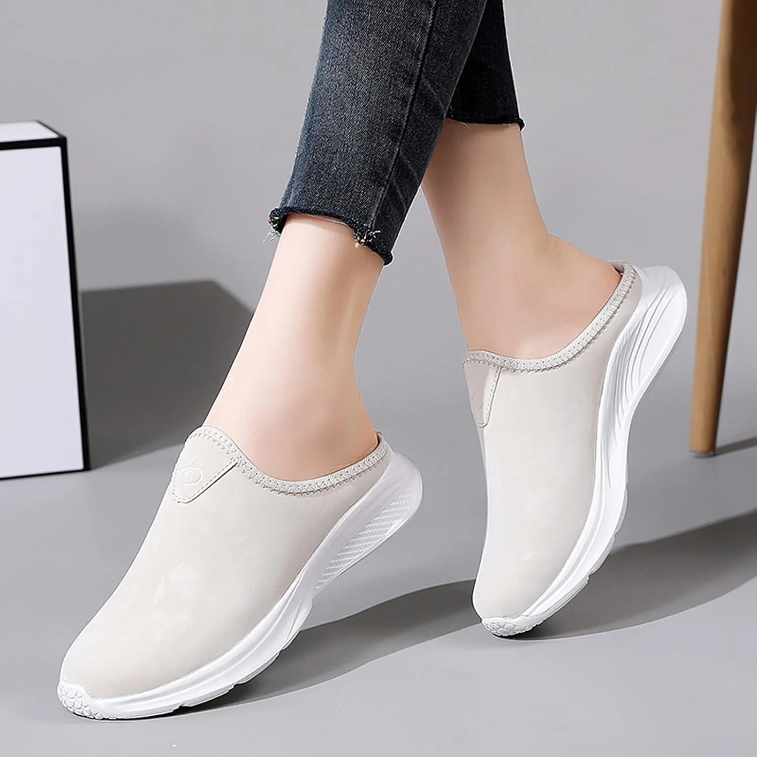 Mules for Women 2025 Summer Slip On Backless Sneakers Closed Toe Wide Width Orthopedic Walking Mesh Beach Sandals
