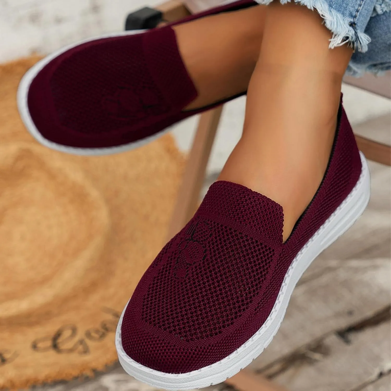 SBGMoSJ Walking Sneakers for Women 2023 Walking Shoes Women Wide Casual Shoes for Women Low Heels Comfortable Black Tennis Shoes for Women Comfortable Comfy Winter Dress Shoes for Women