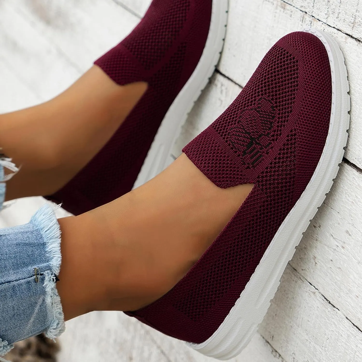 SBGMoSJ Walking Sneakers for Women 2023 Walking Shoes Women Wide Casual Shoes for Women Low Heels Comfortable Black Tennis Shoes for Women Comfortable Comfy Winter Dress Shoes for Women